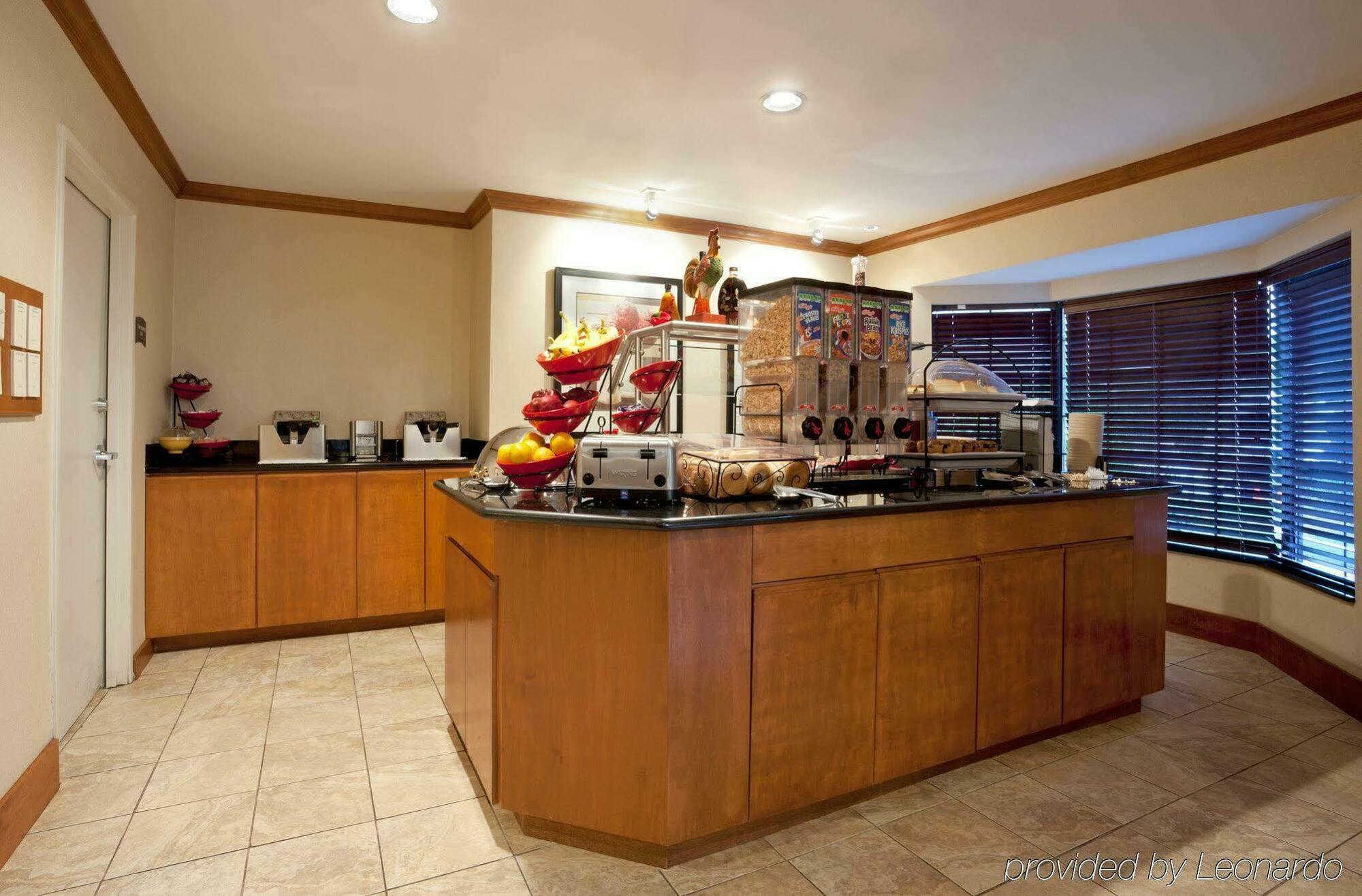 Staybridge Suites San Antonio Nw Near Six Flags Fiesta, An Ihg Hotel Restaurant billede